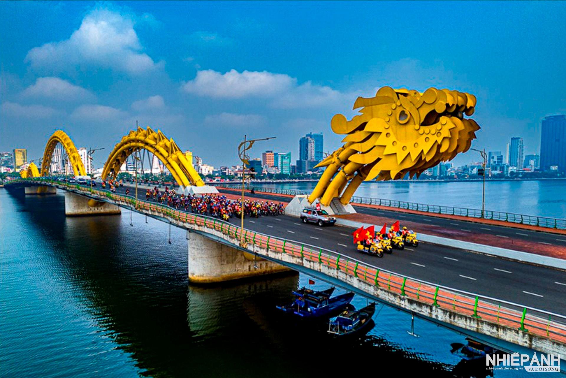 Cho Thuê Xe Cần Thơ đi Đà Nẵng hai chiều